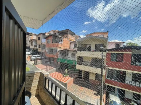 Malla-antimordida-balcon-2 Mallas de Seguridad Antimordida