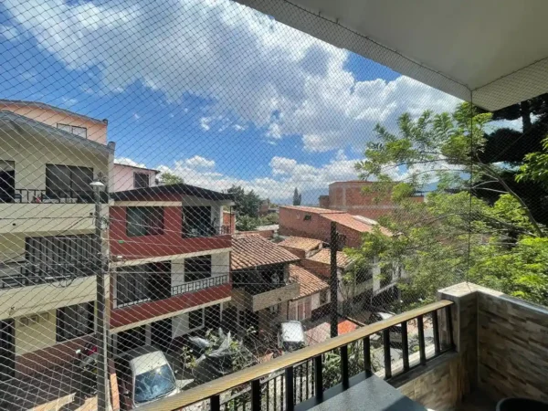 Malla-antimordida-balcon Mallas de Seguridad Antimordida